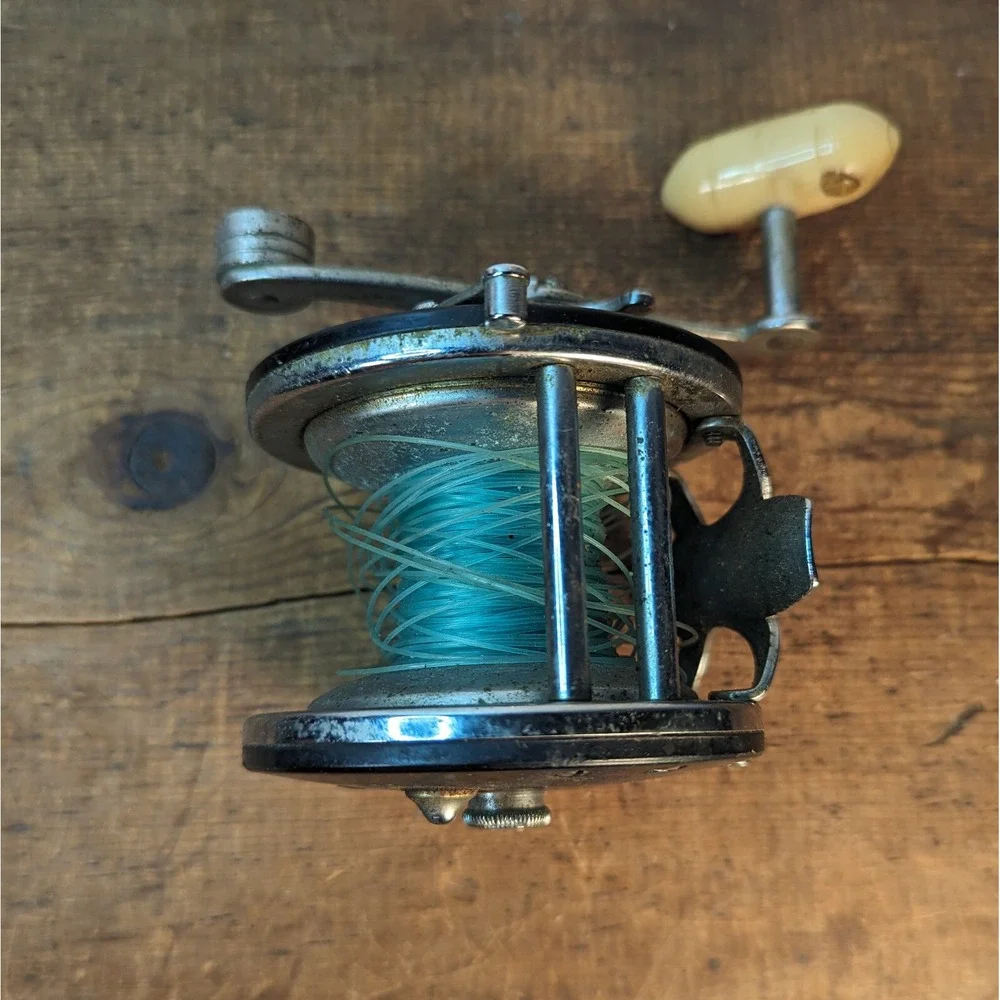 Vintage PENN Long Beach 60 Tackle Reel Cool Handle